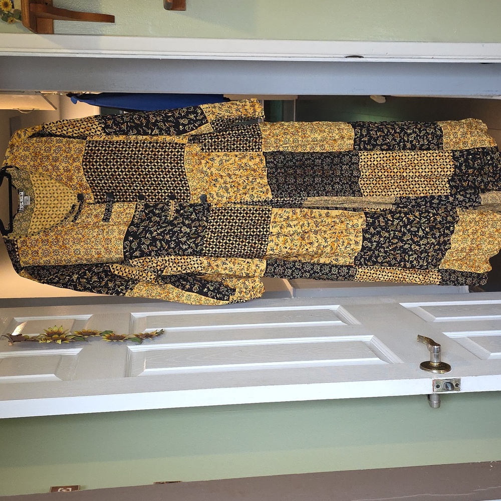 B O P Black and Yellow Patchwork Rayon Dress